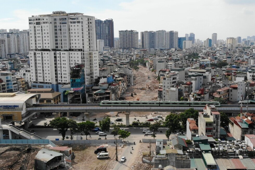 hanoi-es-sujeto-de-una-modernizacion-a-fondo-que-afecta-radicalmente-la-vida-de-sus-habitantes