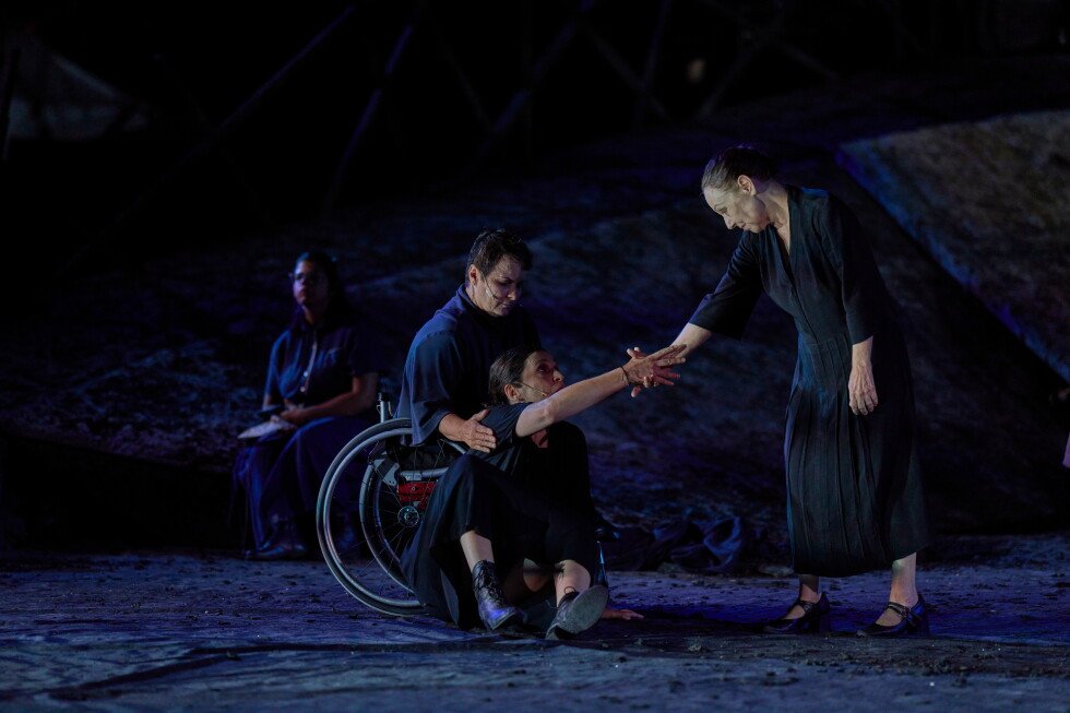 disabled-cast-makes-history-at-2,300-year-old-greek-theater