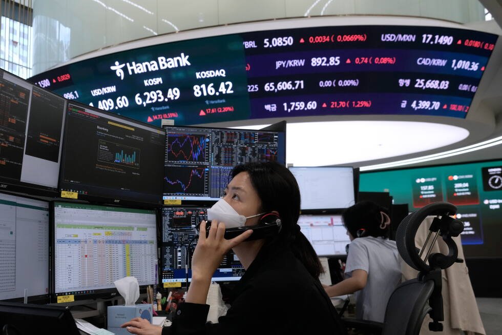asian-shares-are-mixed-after-advances-on-wall-street