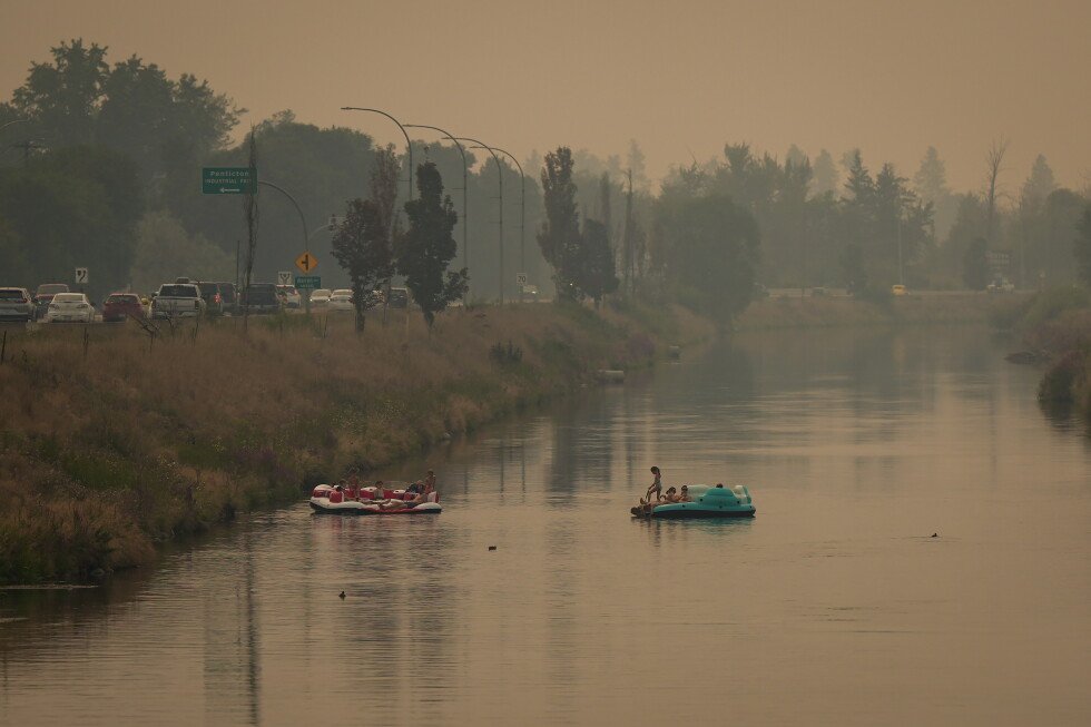 canada’s-military-on-standby-to-help-battle-deadly-british-columbia-wildfire