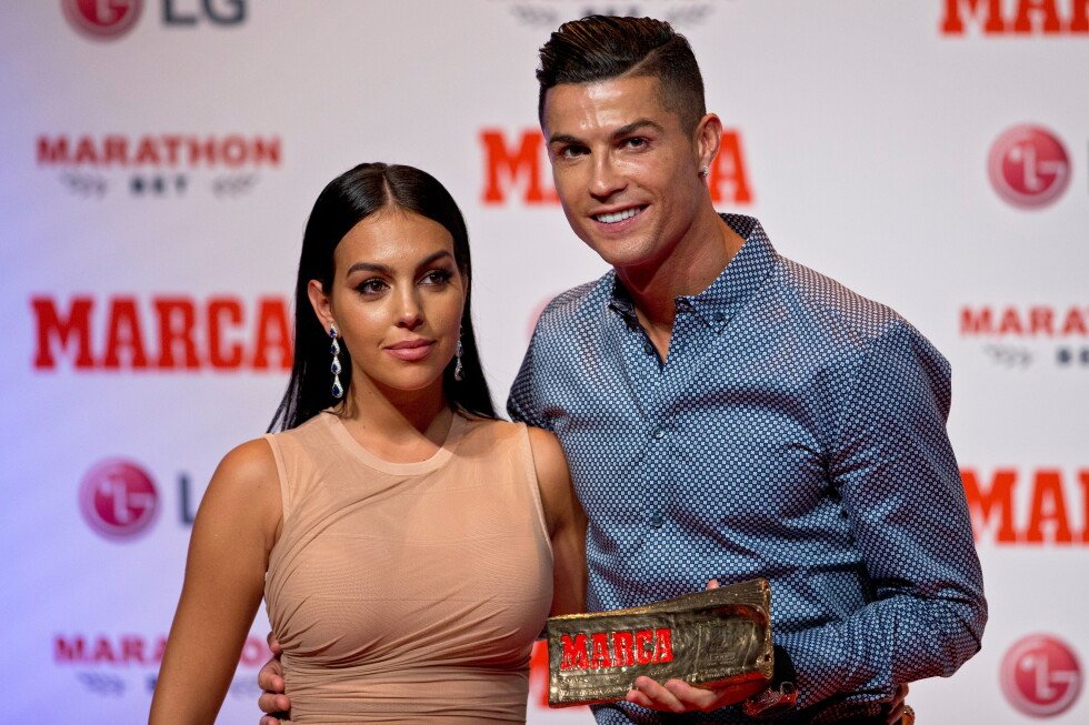 cristiano-ronaldo-and-georgina-rodriguez-get-married-in-civil-ceremony-in-portugal