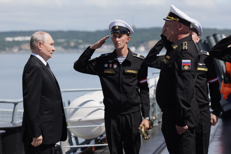 putin-warns-of-retaliation-over-western-vessel-seizures,-calls-them-piracy