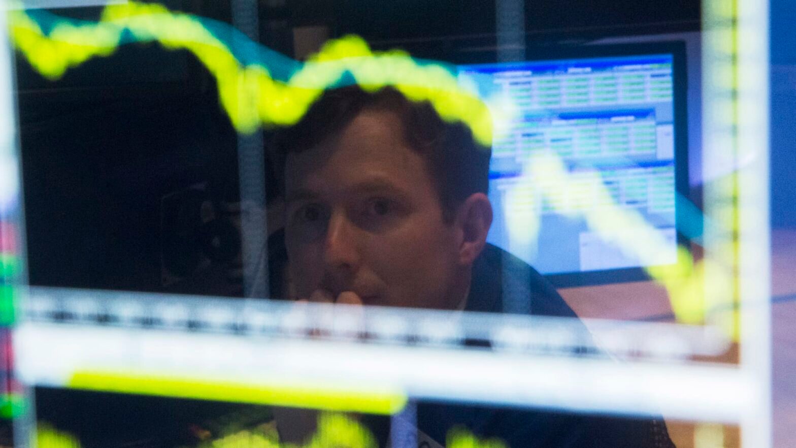 small-investors-became-a-major-stock-market-force.-now,-they-risk-getting-pushed-back-into-the-dark
