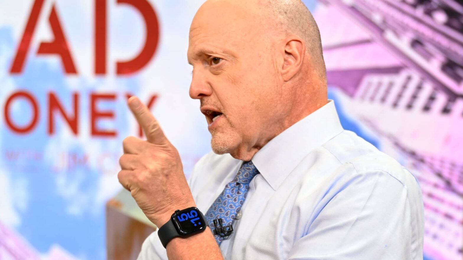 jim-cramer-says-the-ai-data-center-trade-is-back.-these-6-stocks-are-leading-the-comeback