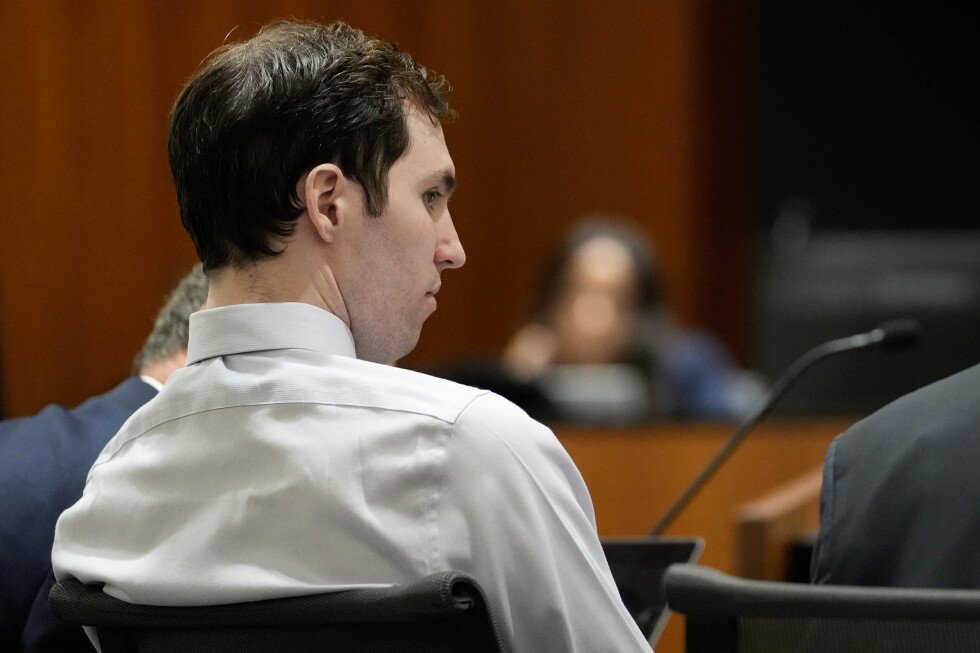 defense-attorneys-in-charlie-kirk’s-killing-say-shooter-didn’t-endanger-others