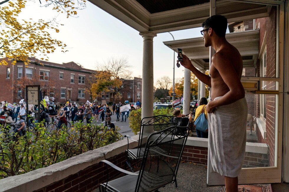 how-the-screen-door-safeguards-the-innocence-of-the-american-home