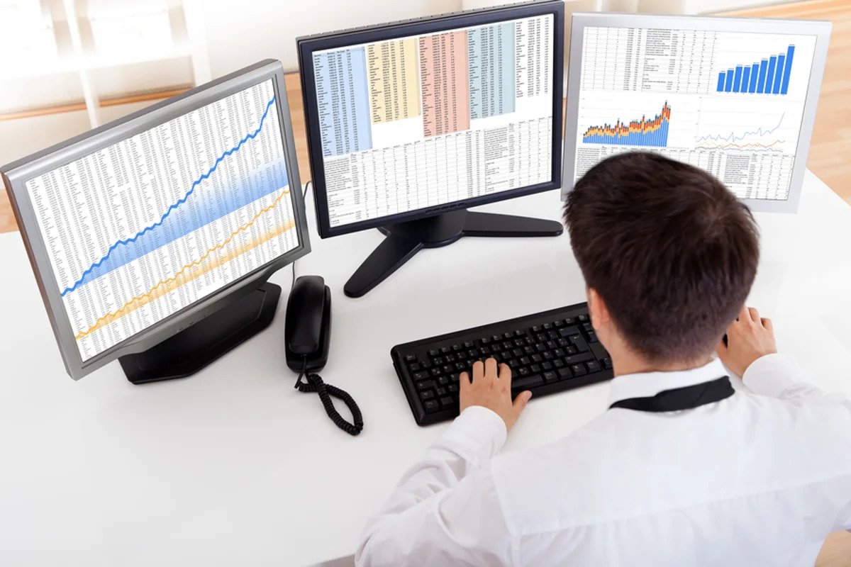 why-crowdstrike-holdings-(crwd)-outpaced-the-stock-market-today