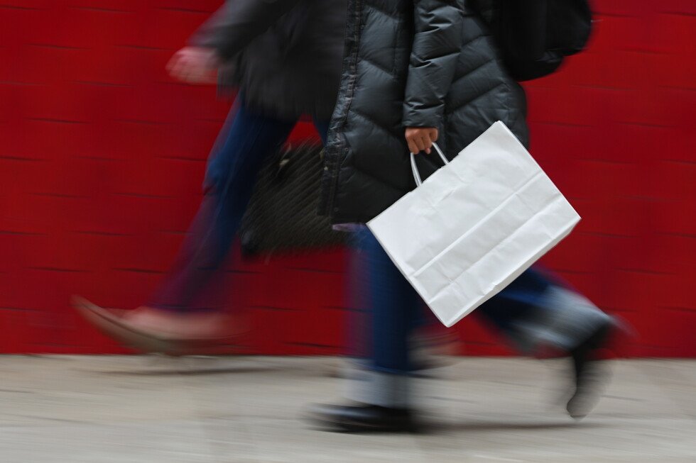 retail-sales-slide-unexpectedly-in-july