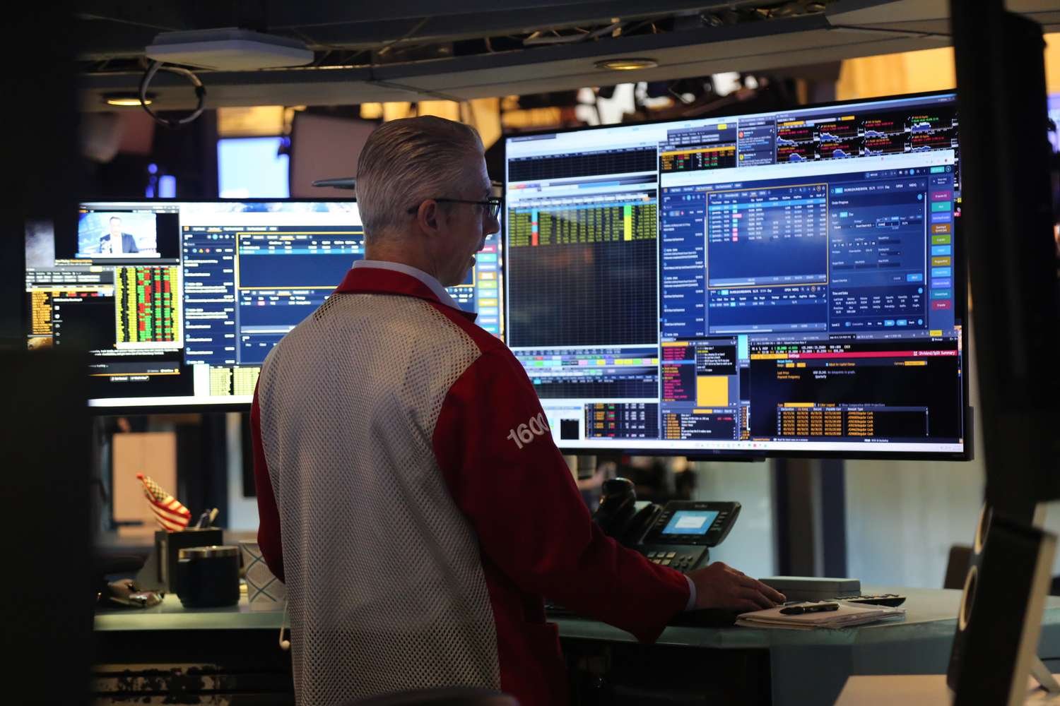 5-things-to-know-before-the-stock-market-opens-on-friday