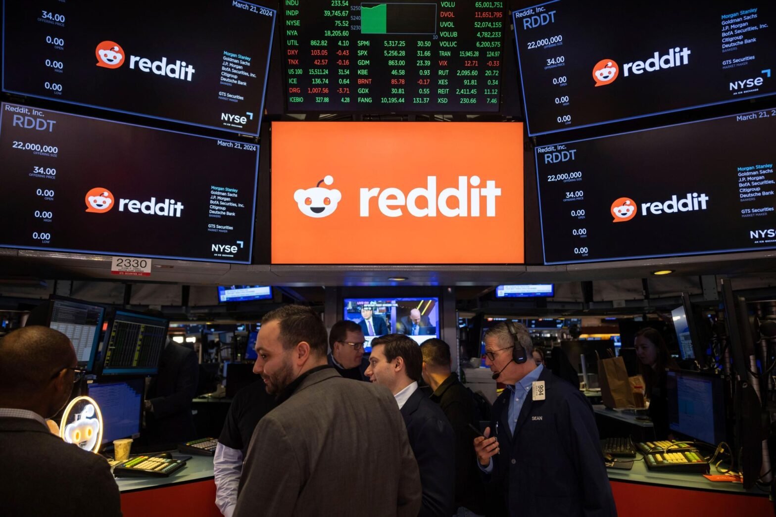online-forum-reddit-will-join-the-influential-and-closely-tracked-s&p-500-index