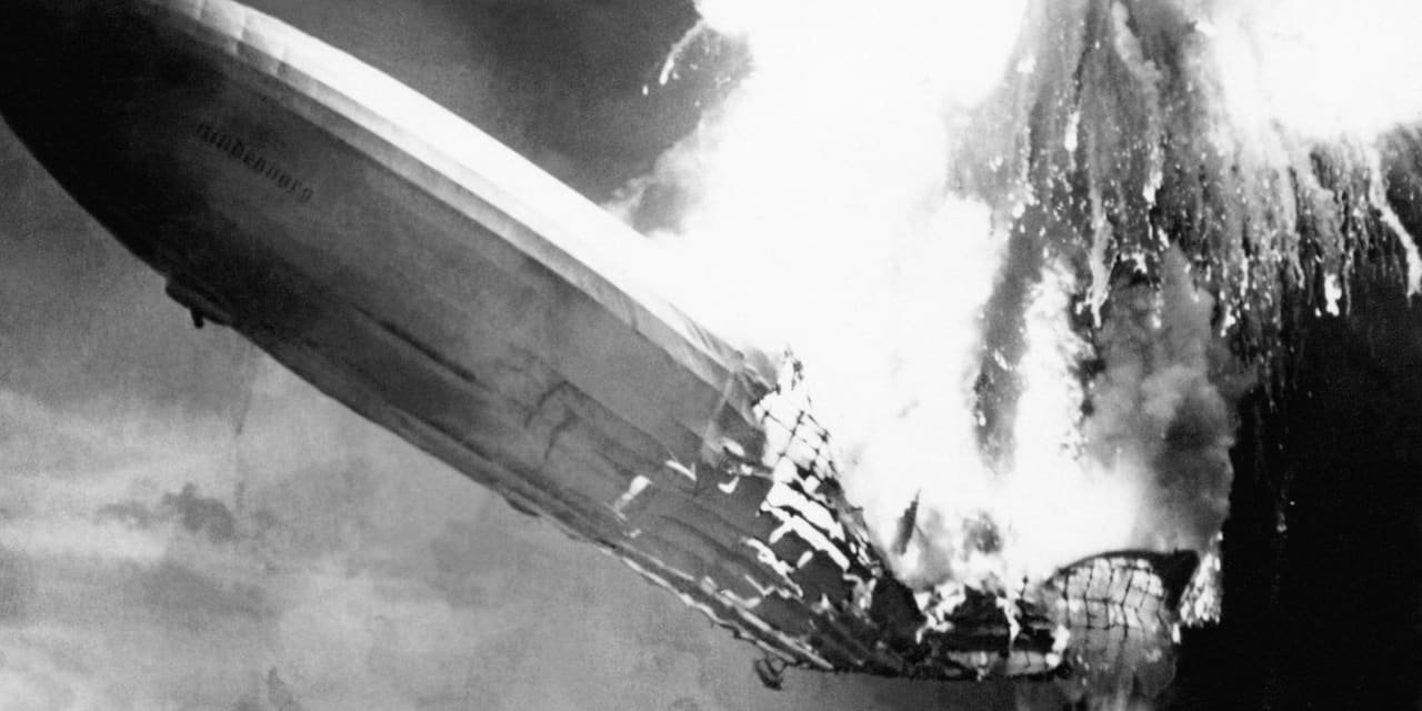 the-‘hindenburg-omen’-keeps-flashing.-should-investors-worry-about-a-stock-market-crash?