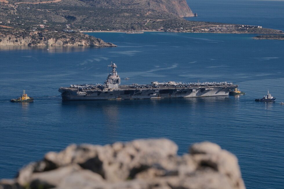 trump-shifts-aircraft-carrier-and-us-focus-away-from-asia