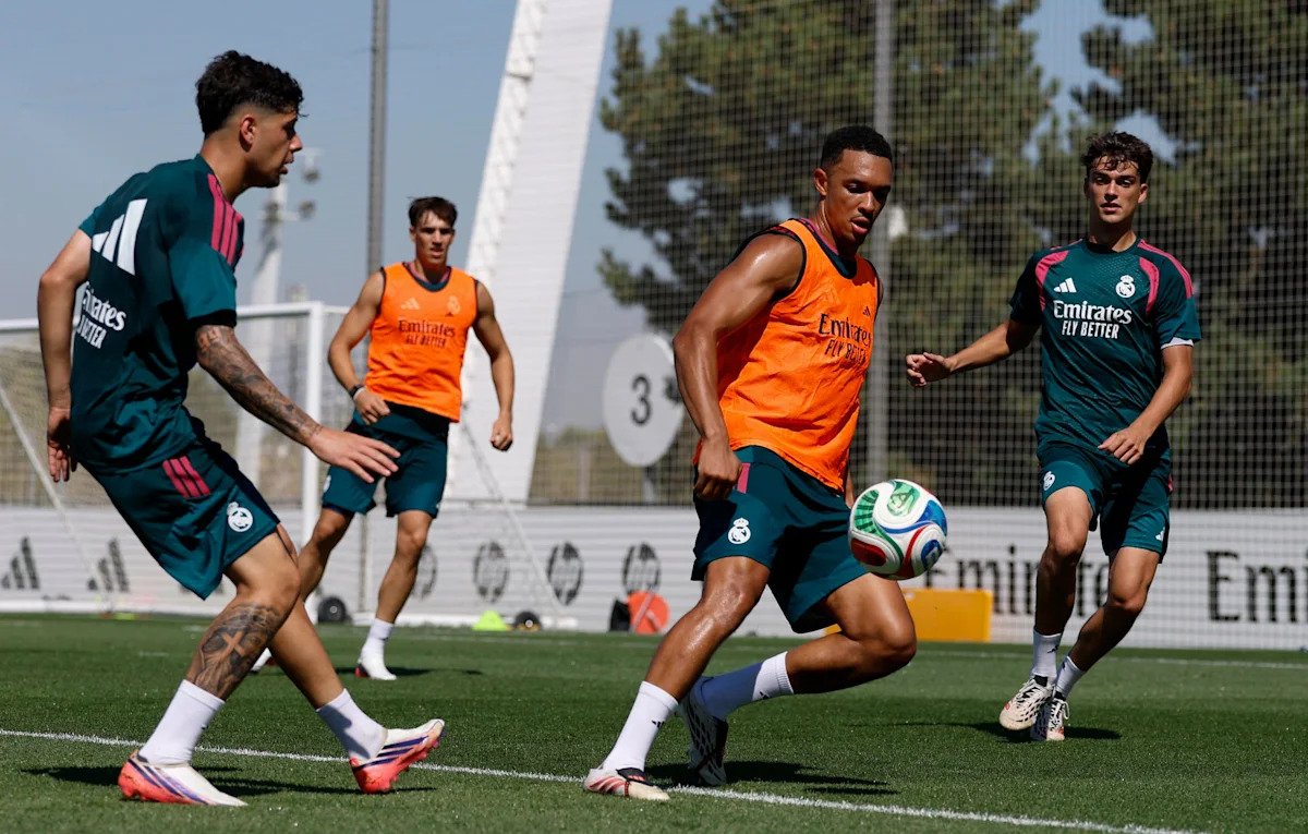 real-madrid-sign-fran-lapiedra-as-first-team-analyst