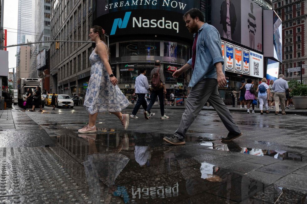 asian-shares-mostly-gain-and-us-futures-are-mixed