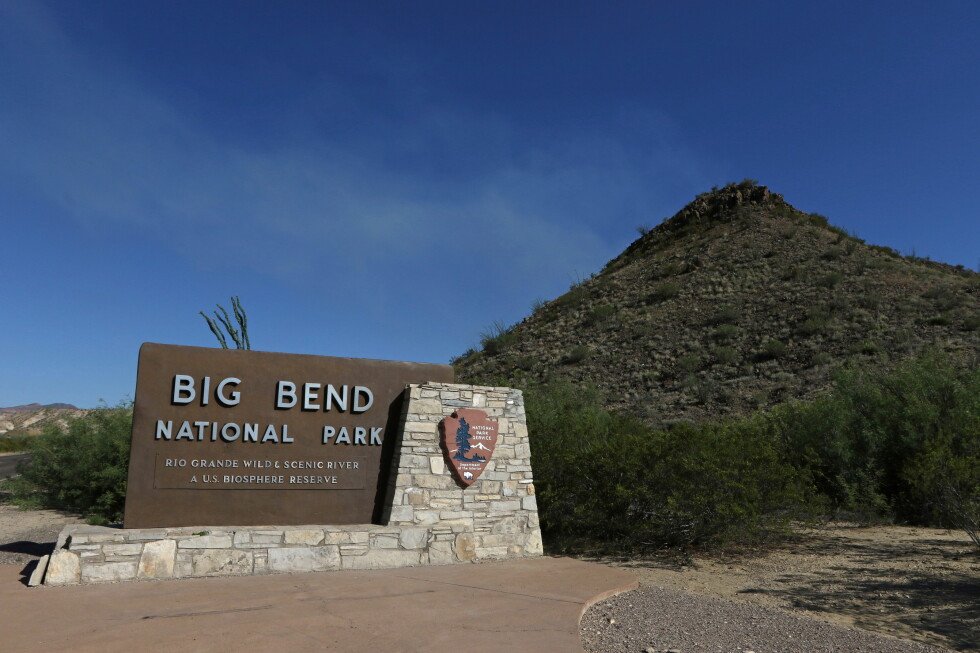 trump-administration-pausing-border-construction-in-texas’-big-bend-national-park