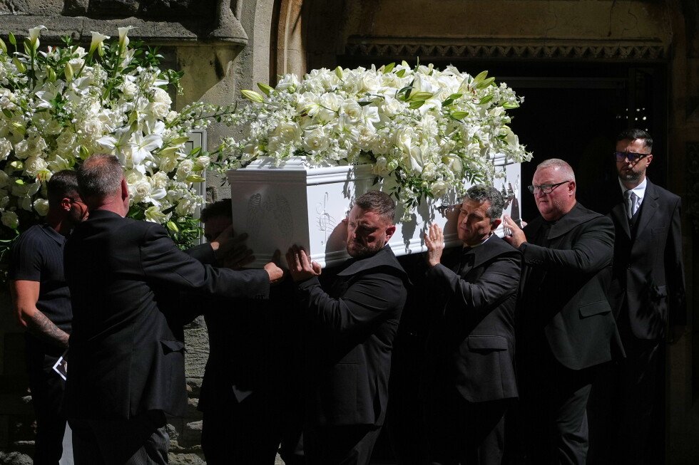 ‘total-eclipse-of-the-heart’-singer-bonnie-tyler-remembered-as-‘a-star,-but-never-a-diva’