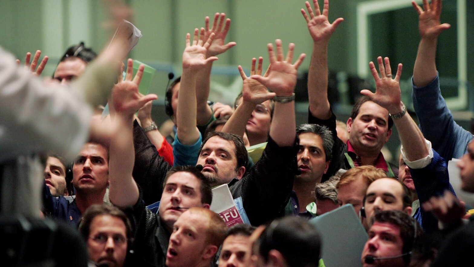 us-government-debt-yields-are-surging-at-a-bad-time.-here’s-what’s-behind-the-move