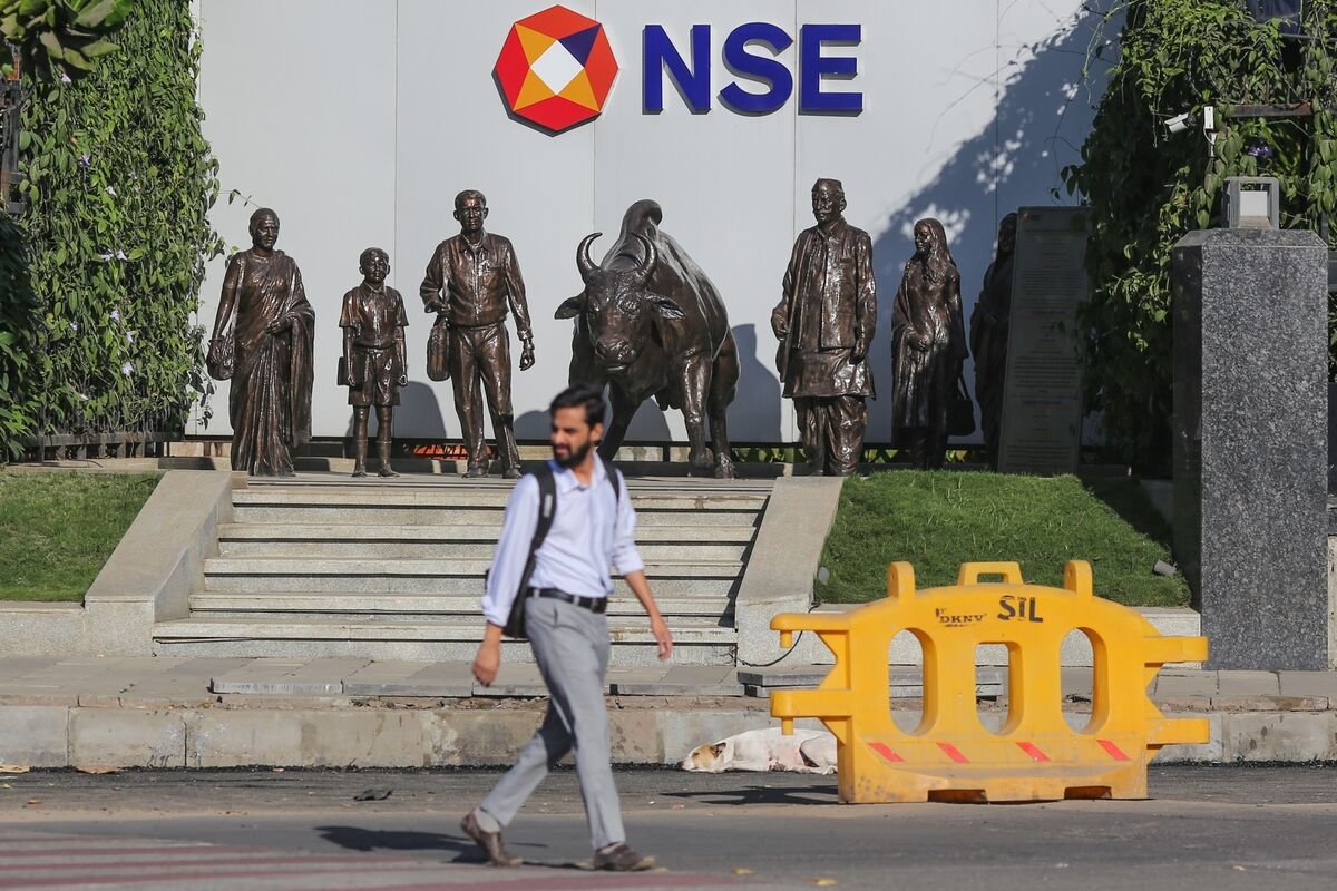 india-stocks-top-indonesia-as-asia’s-least-favored-in-bofa-poll