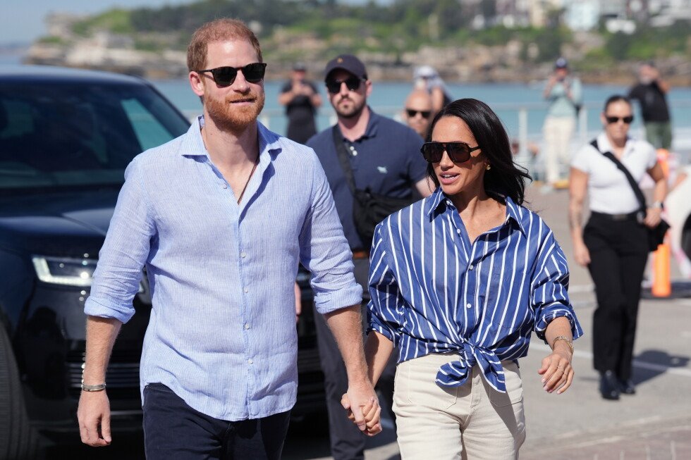 prince-harry-is-moving-back-to-the-uk-with-this-family,-newspaper-says