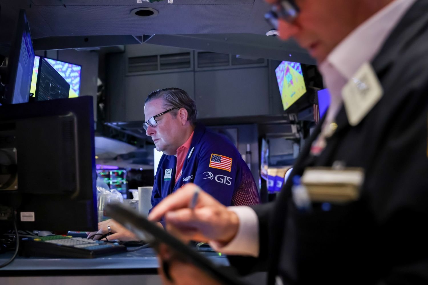 5-things-to-know-before-the-stock-market-opens-on-friday