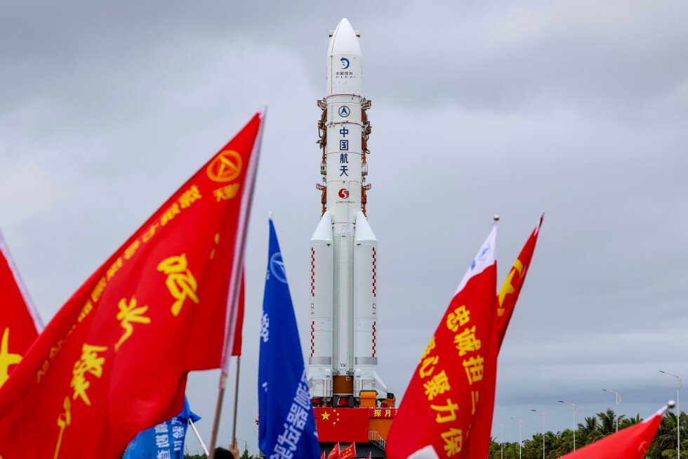 china-abruptly-postpones-ambitious-chang’e-7-lunar-mission-launch