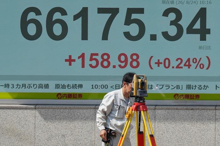 asian-shares-mostly-decline-as-bond-market-pressure-mounts