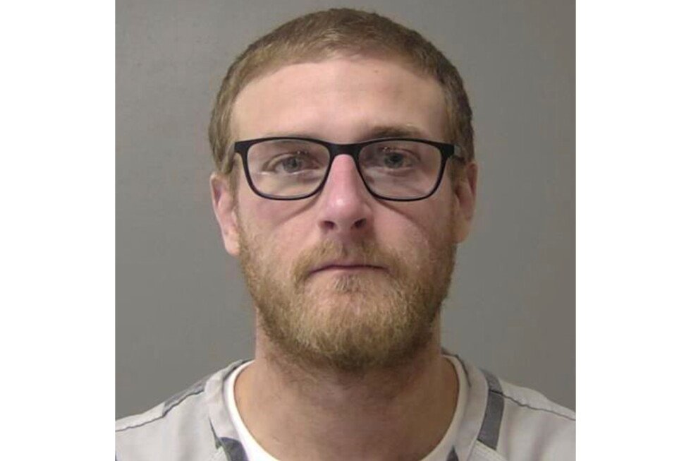 sean-grayson,-former-illinois-deputy-convicted-of-killing-sonya-massey,-dies-in-prison,-lawyer-says
