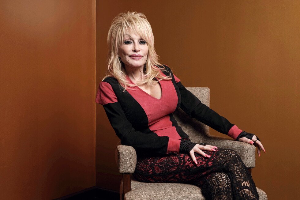 beloved-music-icon-dolly-parton-has-died-at-80