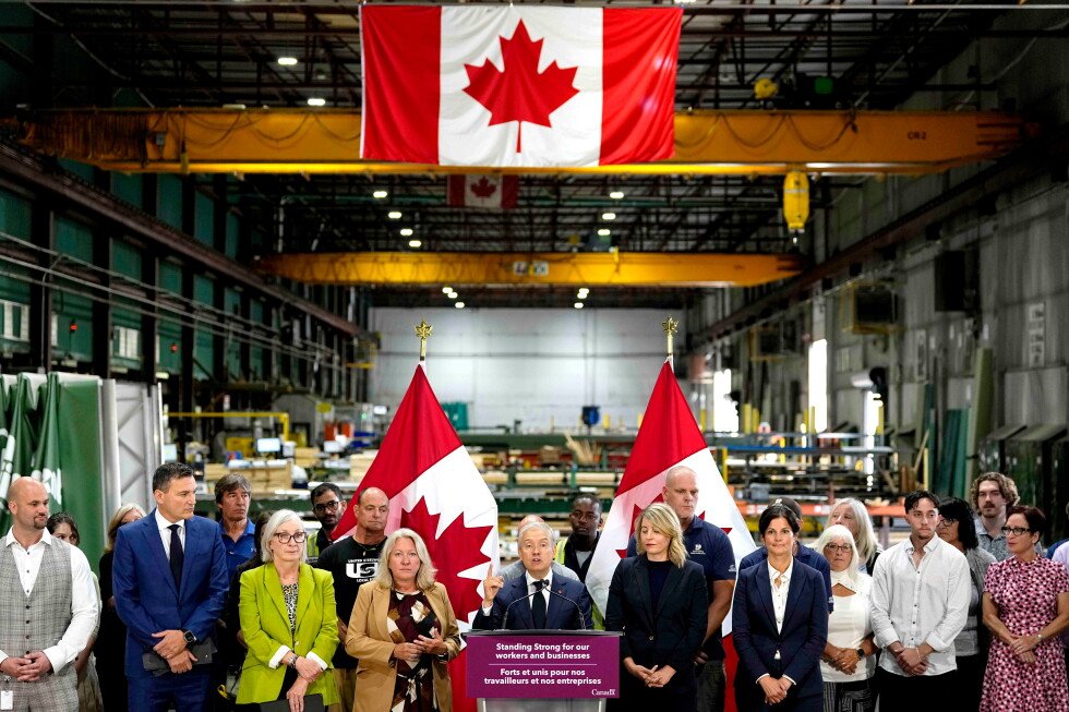 trump-considering-changing-the-name-of-lake-ontario-to-“lake-america”-as-the-trade-intensifies
