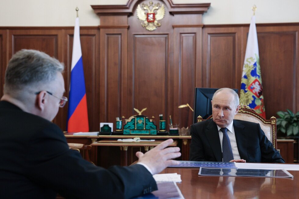 putin-issues-decree-opening-the-door-to-state-control-of-key-sites