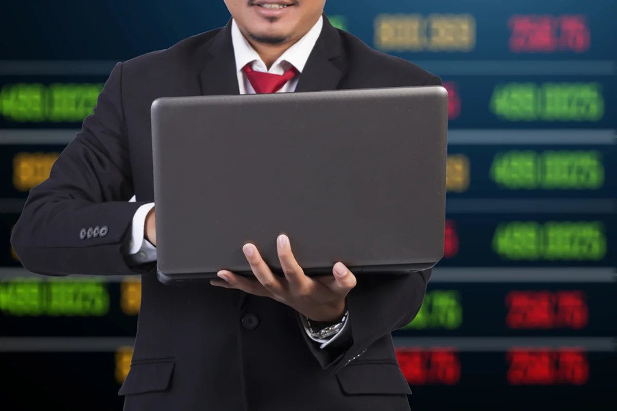 carnival-(ccl)-laps-the-stock-market:-here’s-why