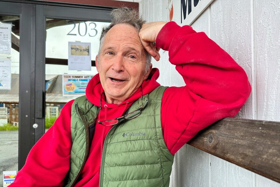 republican-with-same-name-as-incumbent-advances-from-alaska-us-senate-primary