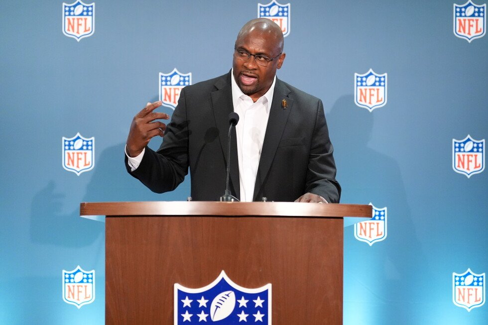nfl-ends-the-pro-bowl-game,-will-continue-to-honor-players