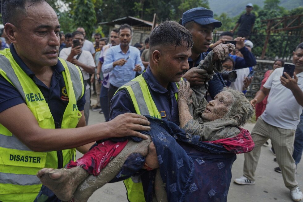 more-than-550-missing-in-tibet-after-floods-that-left-hundreds-also-missing-in-nepal