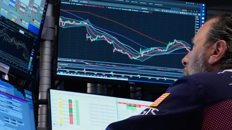 ai’s-rally-is-disguising-a-massive-slump-in-tech-stocks