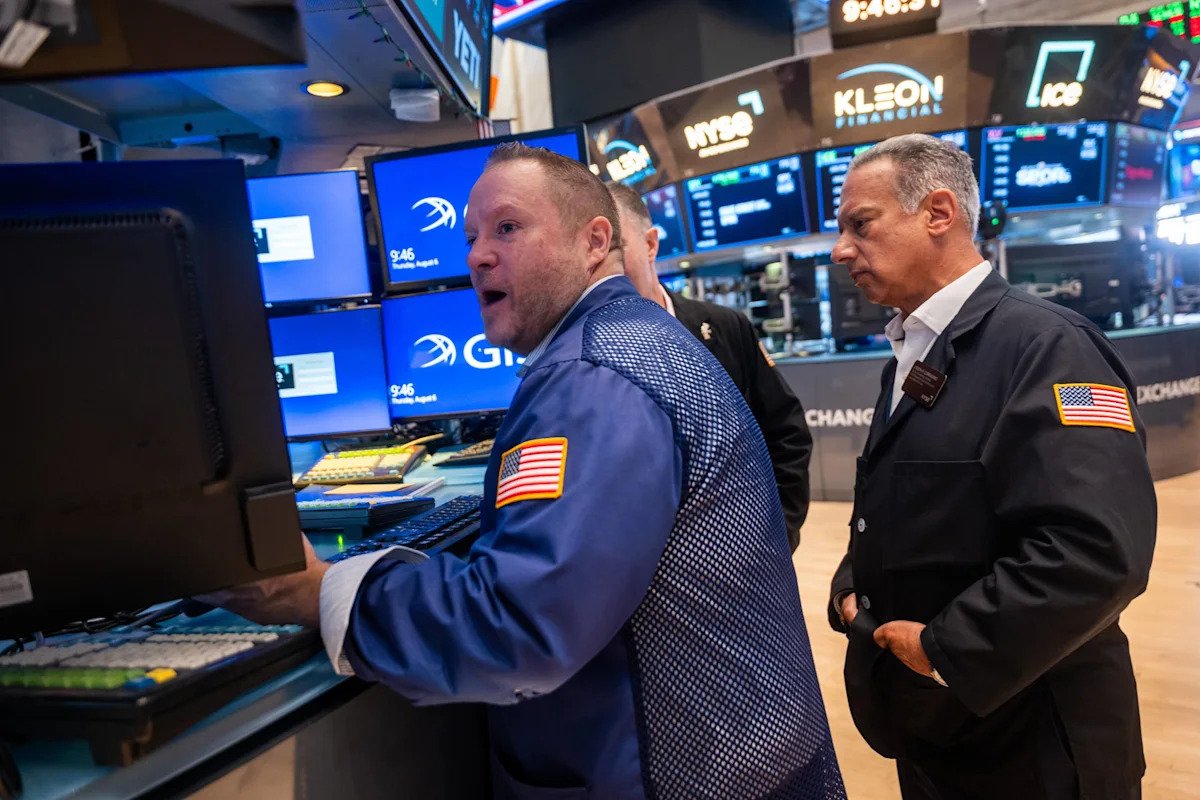 stock-market-today-(aug.-28,-2029):-dow-edges-higher-ahead-of-warsh-speech
