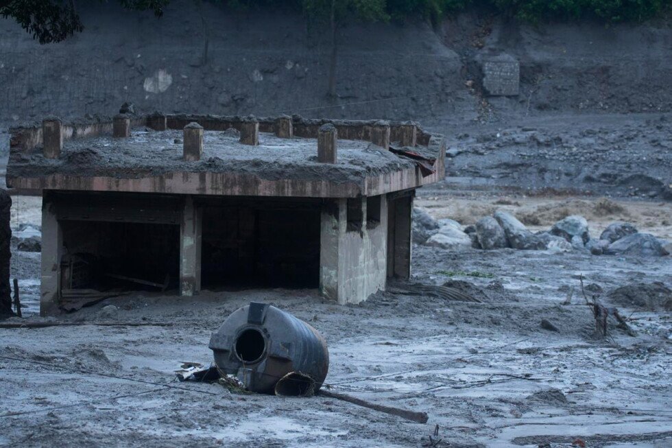 where-to-donate-following-the-deadly-floods-near-the-nepal-china-border