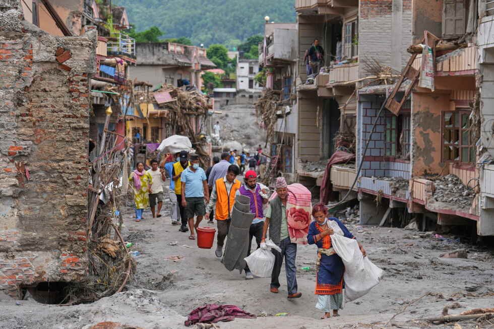 rescuers-search-for-hundreds-missing-after-floods-at-nepal-china-border