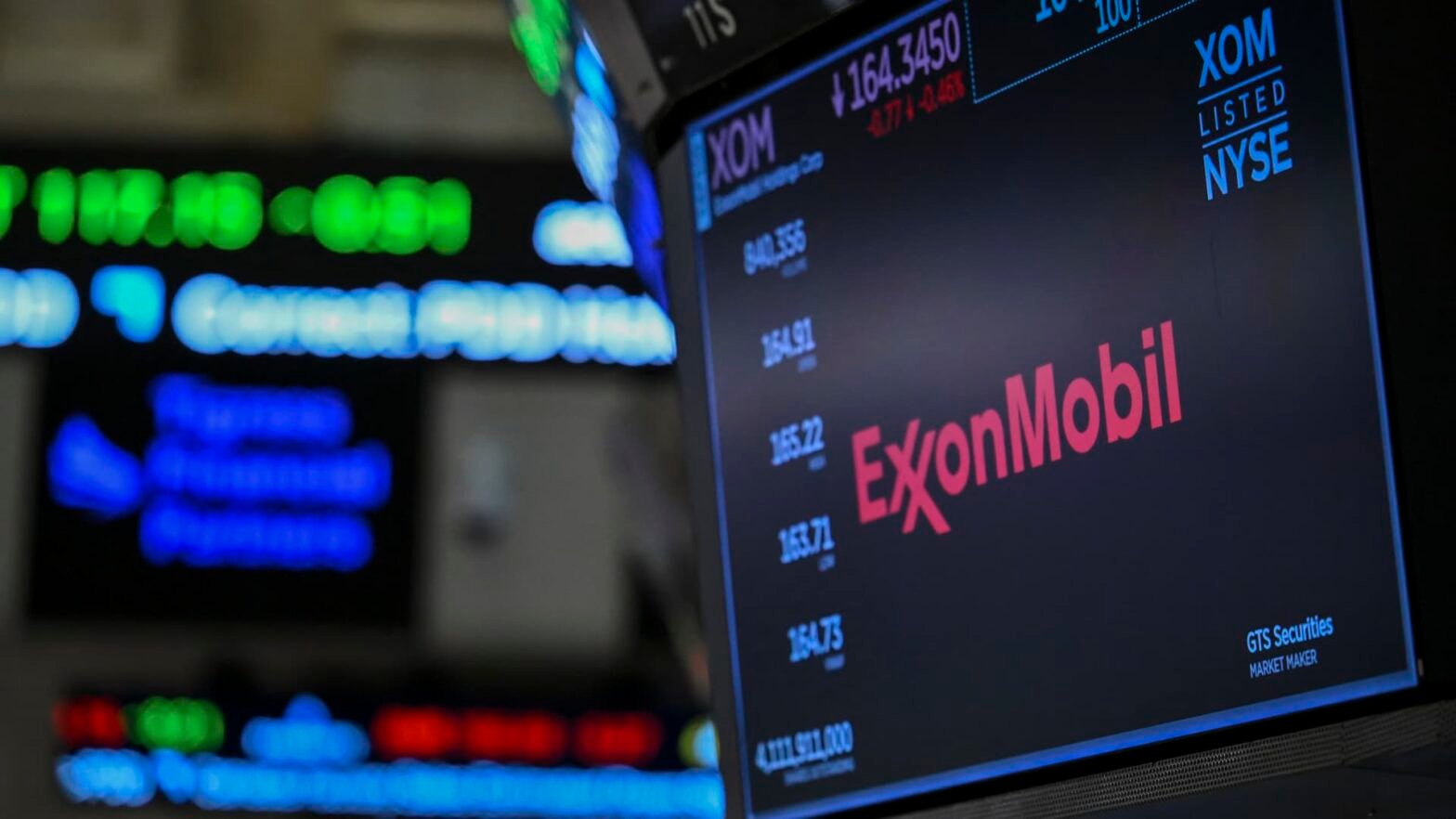 top-wall-street-analysts-suggest-these-3-dividend-stocks-for-consistent-income