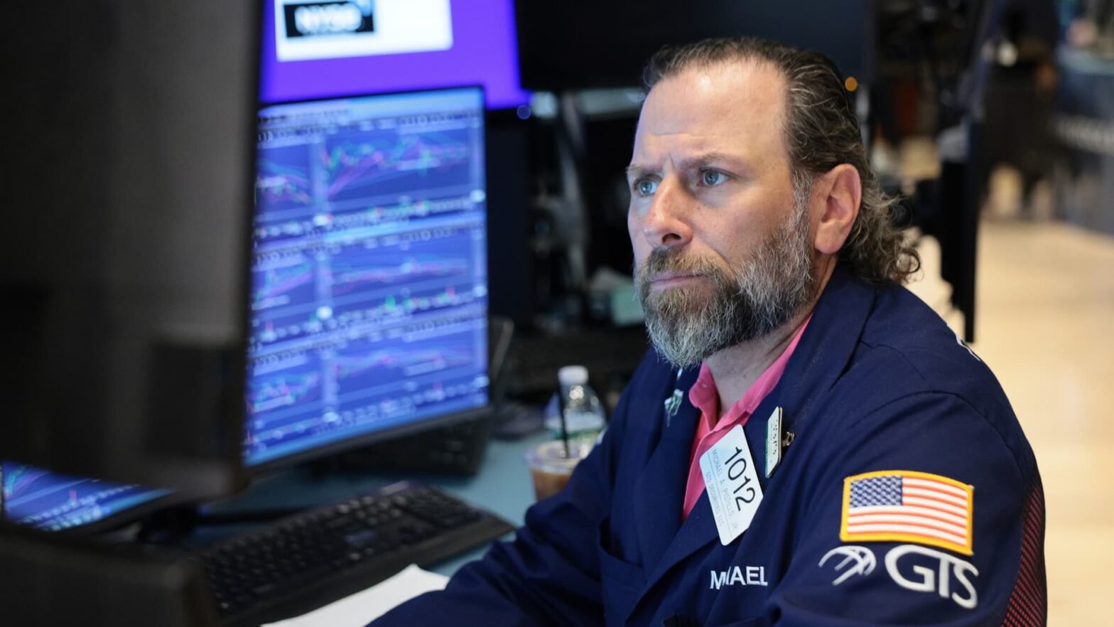 stock-futures-are-little-changed-as-traders-get-set-to-wrap-up-a-winning-month:-live-updates