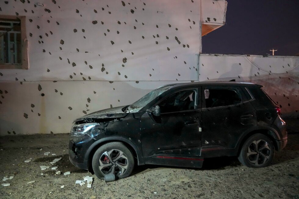 deadly-us-munition-appears-to-have-wreaked-destruction-on-iranian-city,-experts-say