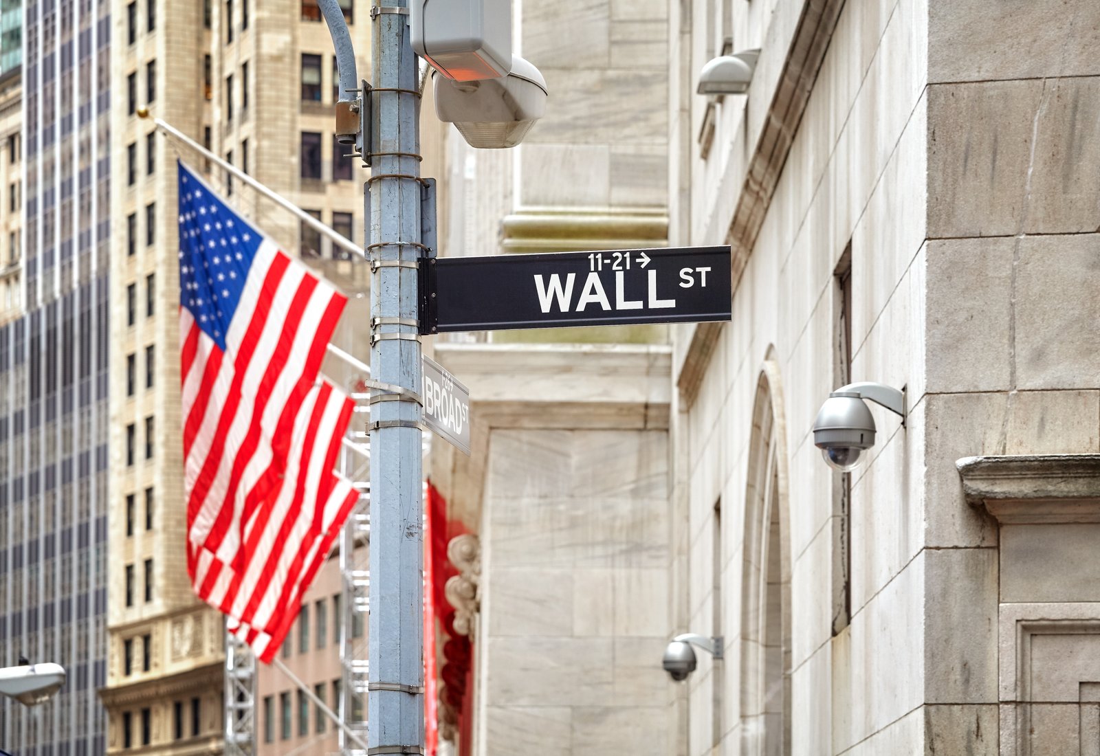 US Stock Market Today: S&P 500, Dow, Nasdaq Slip Into Red As US, Iran Renew Hormuz Tensions