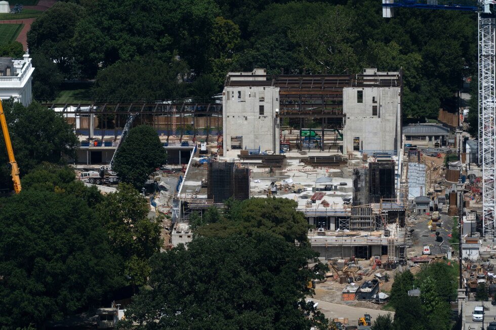 supreme-court-allows-white-house-ballroom-construction-to-continue