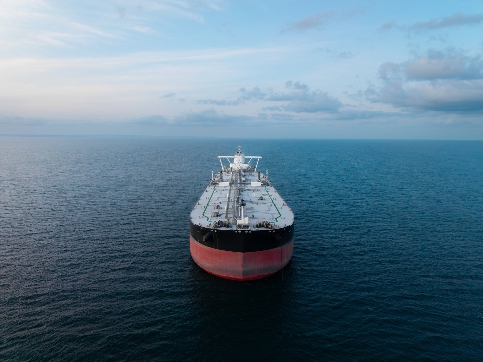 okeanis-eco-tankers:-the-market-is-pricing-in-an-earnings-collapse