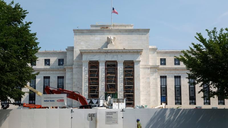 global-bonds-sell-off-as-middle-east-conflict-escalates,-further-stoking-inflation-fears