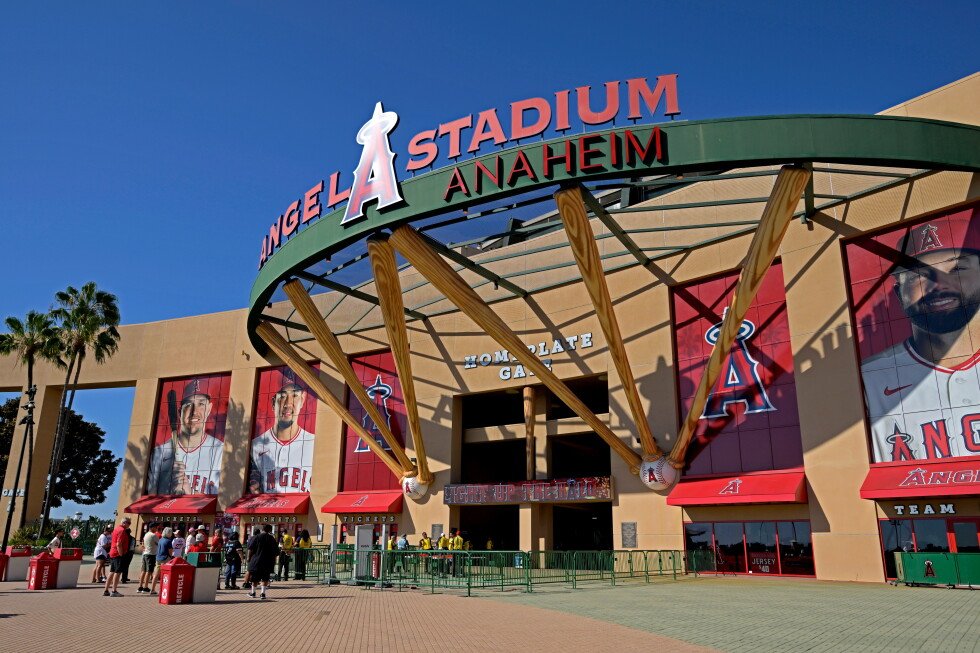 mlb’s-los-angeles-angels-to-be-sold-to-rams,-arsenal-owner-stan-kroenke
