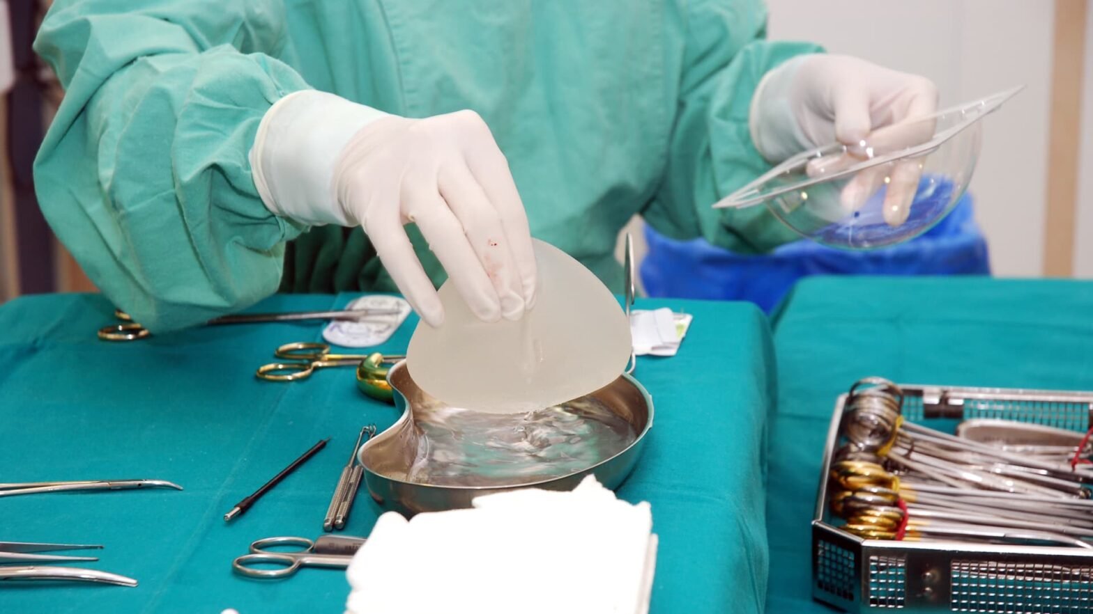 a-breast-implant-maker’s-stock-could-climb-as-glp-1-market-booms,-td-securities-says