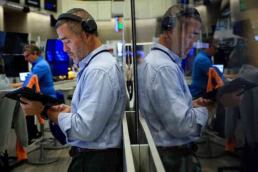 wall-street-ends-higher-as-stocks-reclaim-some-shine