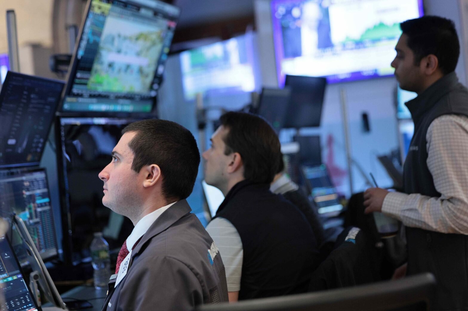 5-things-to-know-before-the-stock-market-opens-on-friday