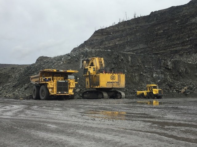 quebec-gold-silver-developer-begins-5,000m-drill-program-at-historic-montauban-mine